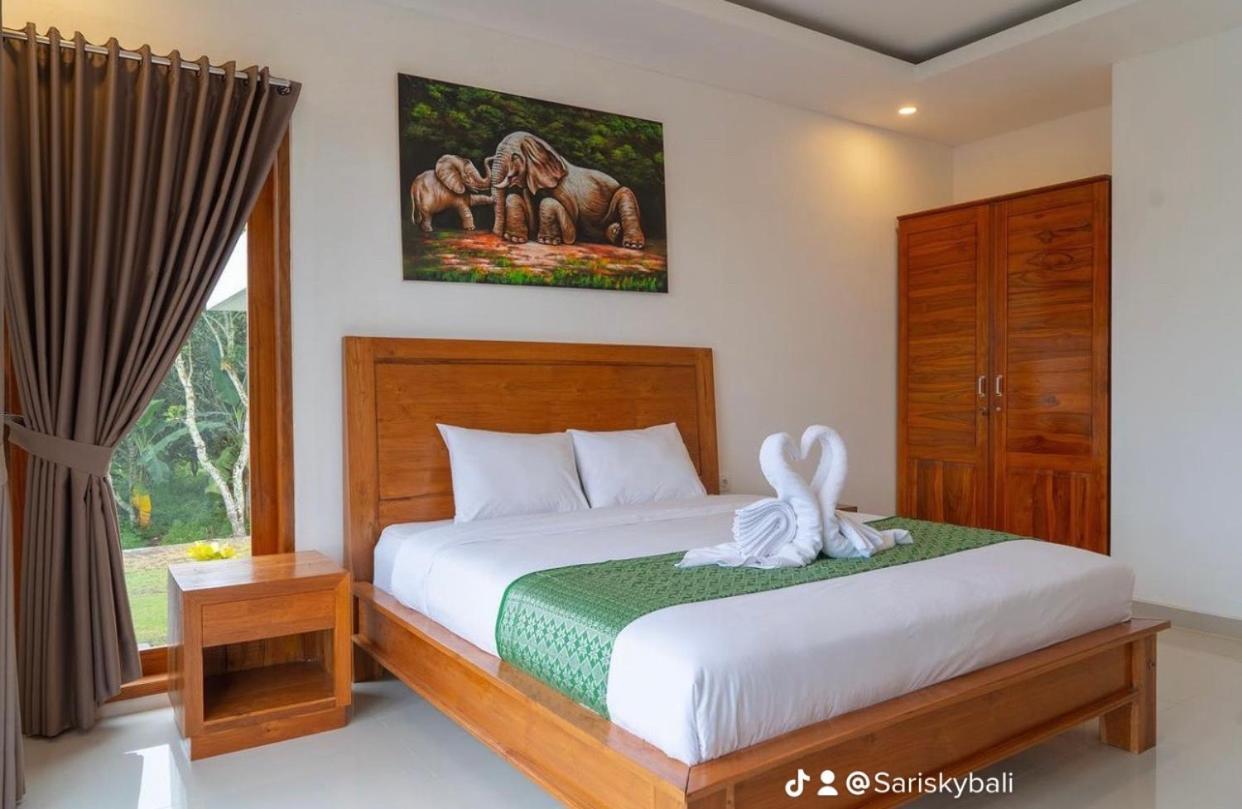 Sari Sky Bali Hotel Kubupenlokan Exterior foto